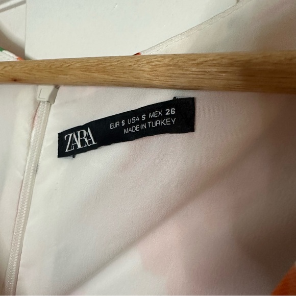 ZARA Blogger Favorite Puff Sleeve Polka Dot Floral Mini Dress Sweetheart Small - Picture 7 of 9